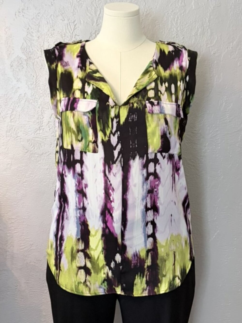 Mossimo Abstract Watercolor Print Sleeveless Epaulet Shoulder Detail Top XL